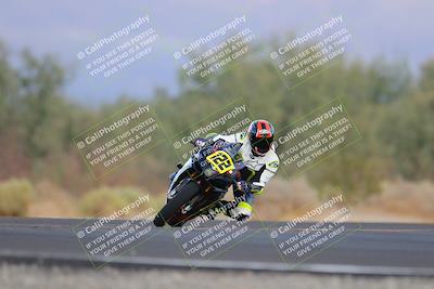 media/Sep-24-2022-CVMA (Sat) [[a45f954247]]/Race 14 Amateur Supersport Open/